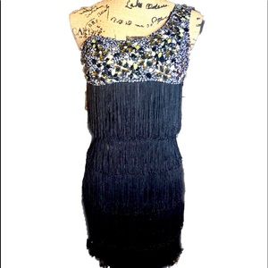 ⭐️HP⭐️Terani Courture Black Tiered Dress